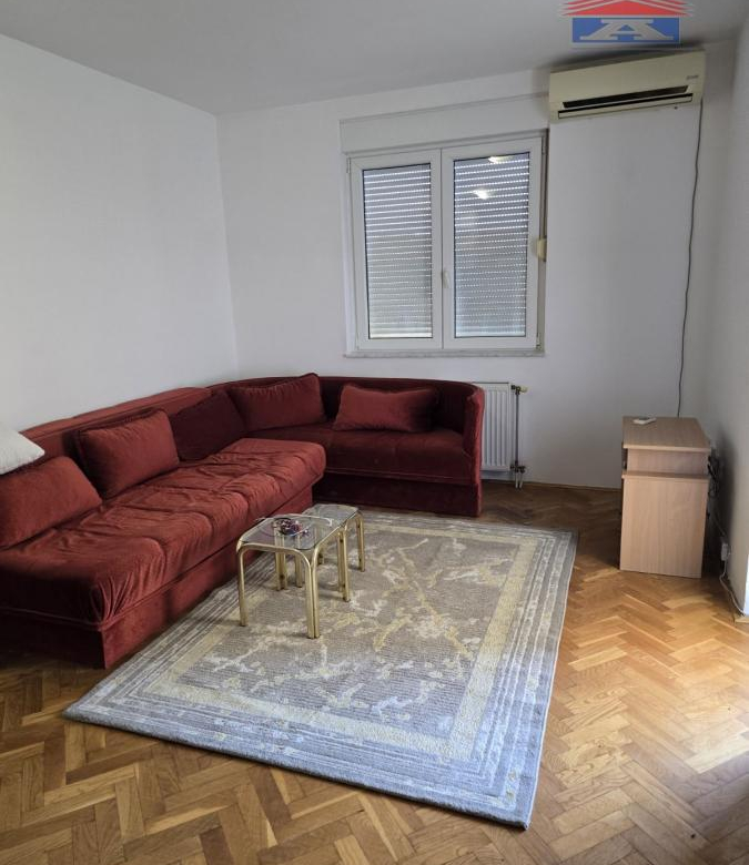 Stan Izdavanje Novi Sad Nova Detelinara 35 m2