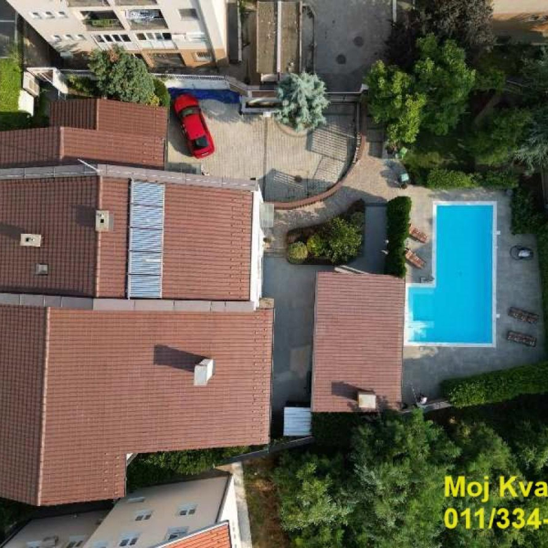 Kuća Prodaja Beograd Mirijevo 520 m2