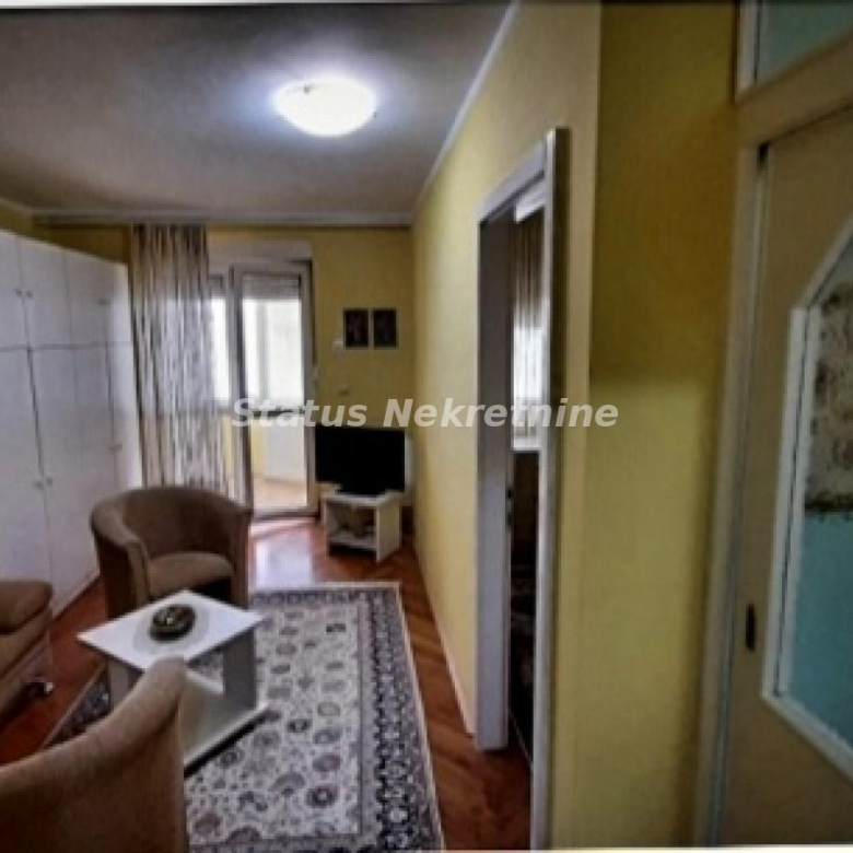 Stan Izdavanje Novi Sad  40 m2