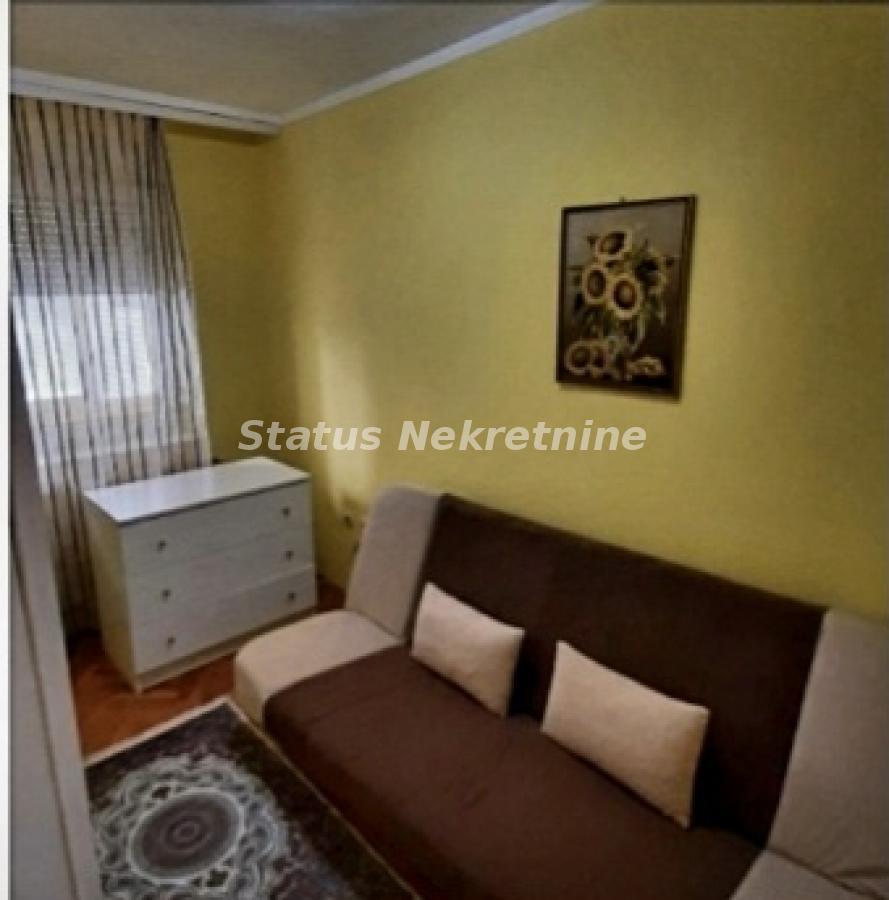 Stan Izdavanje Novi Sad  40 m2