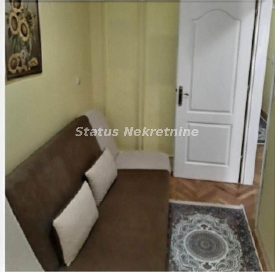 Stan Izdavanje Novi Sad  40 m2