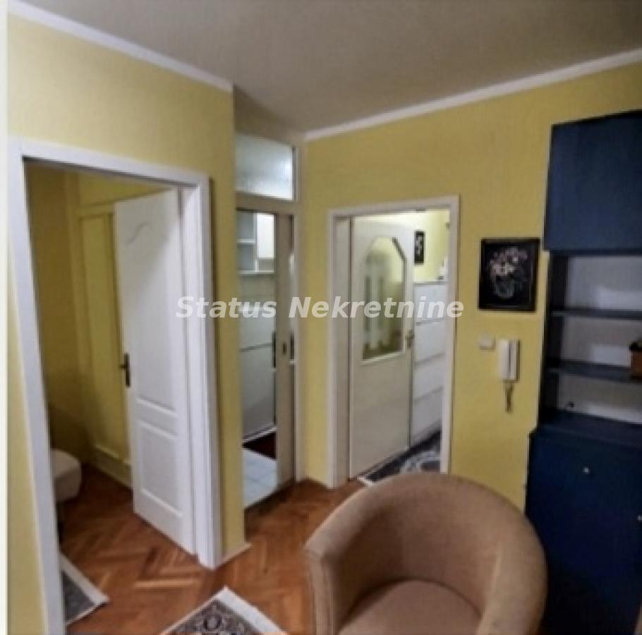 Stan Izdavanje Novi Sad  40 m2