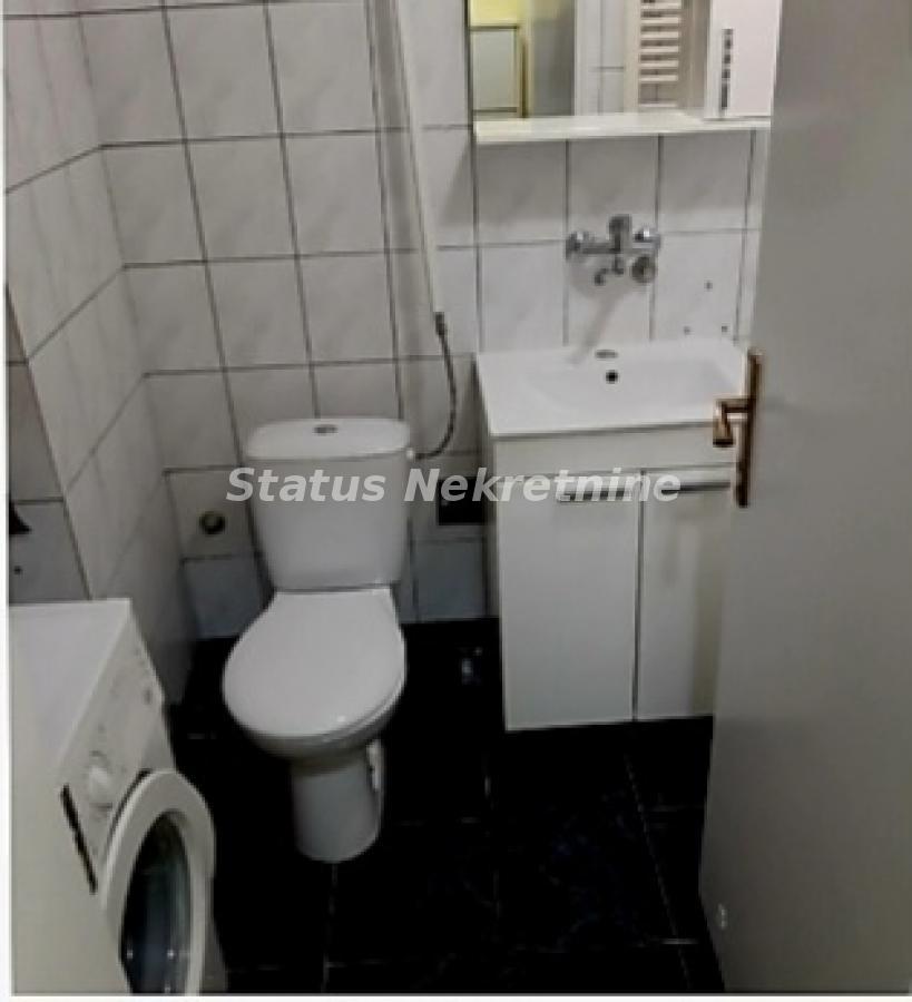 Stan Izdavanje Novi Sad  40 m2