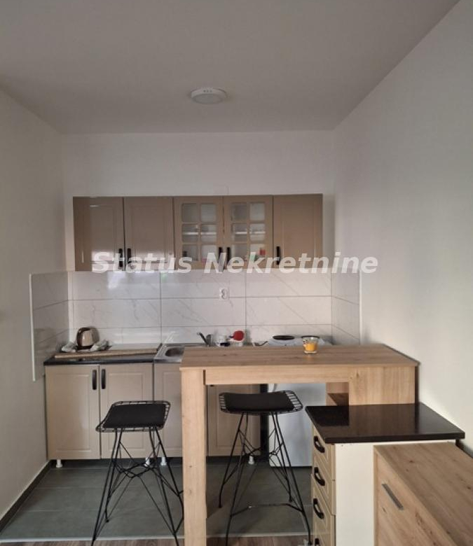 Stan Izdavanje Novi Sad  21 m2