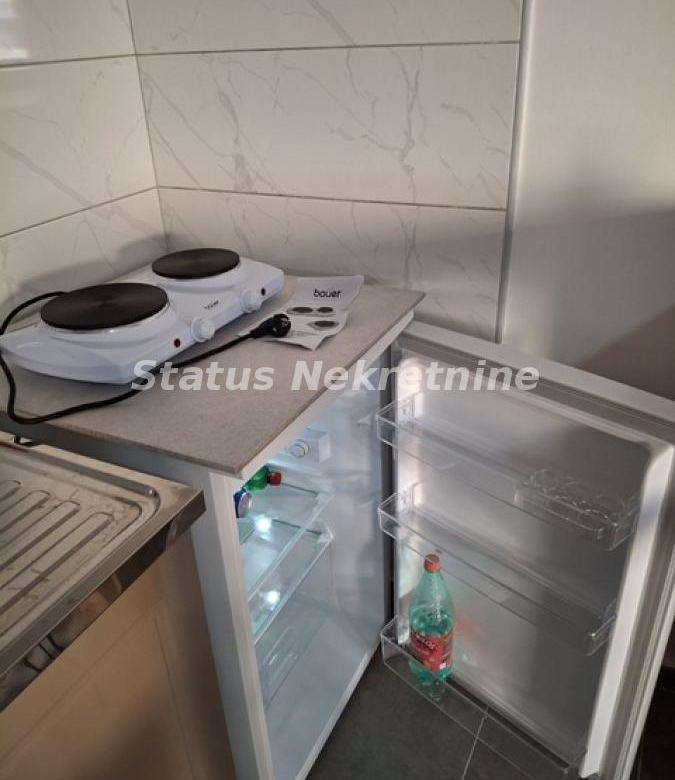 Stan Izdavanje Novi Sad  21 m2