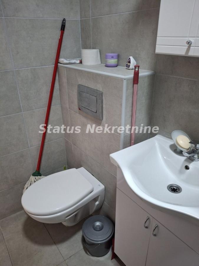 Stan Izdavanje Novi Sad  21 m2