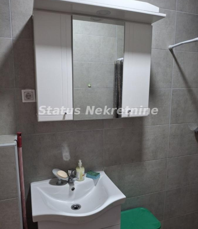 Stan Izdavanje Novi Sad  21 m2