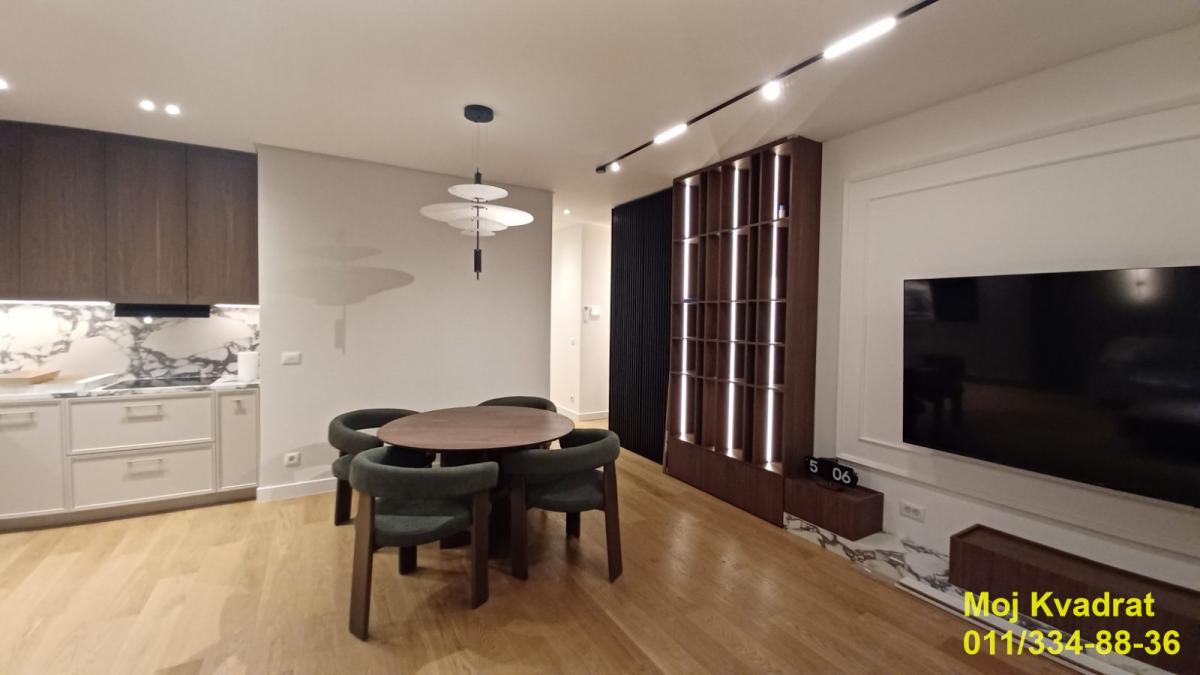 Stan Izdavanje Beograd Kalenić 92 m2