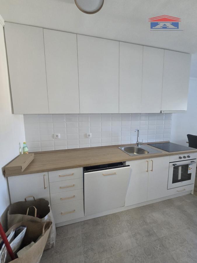 Stan Izdavanje Novi Sad  59 m2