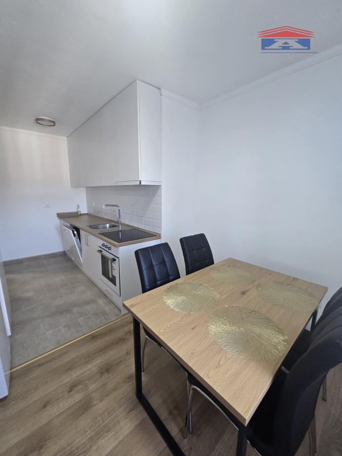 Stan Izdavanje Novi Sad  59 m2