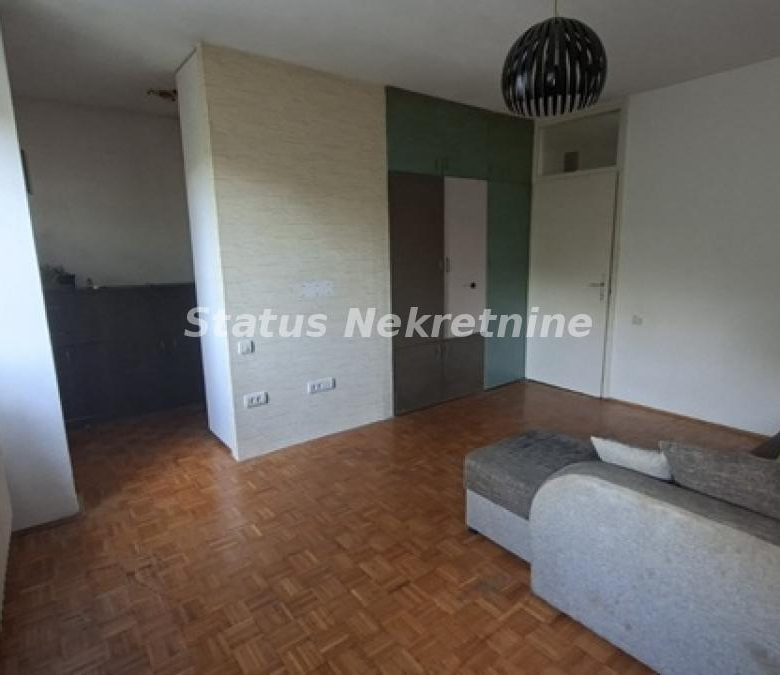 Stan Prodaja Novi Sad  37 m2