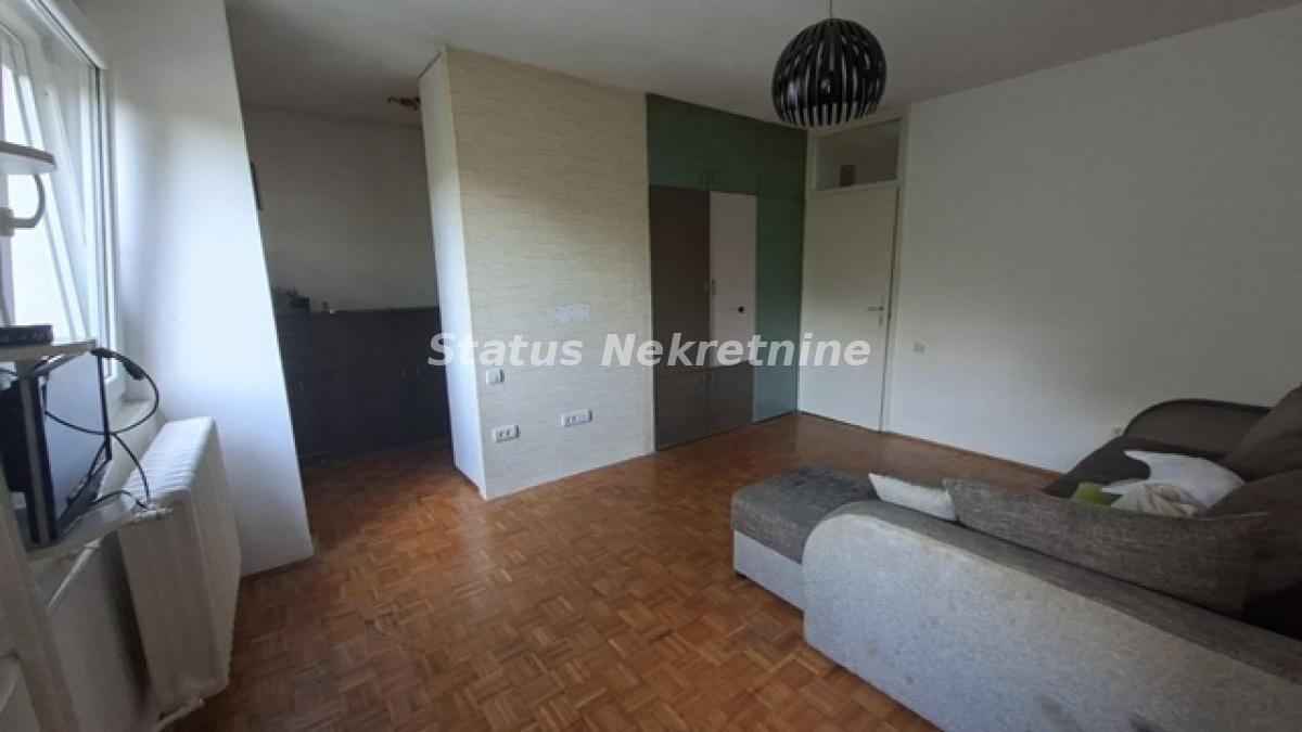 Stan Prodaja Novi Sad  37 m2