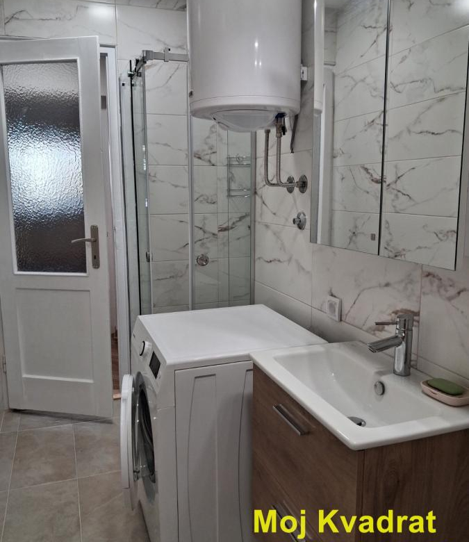 Stan Izdavanje Beograd Slavija 65 m2