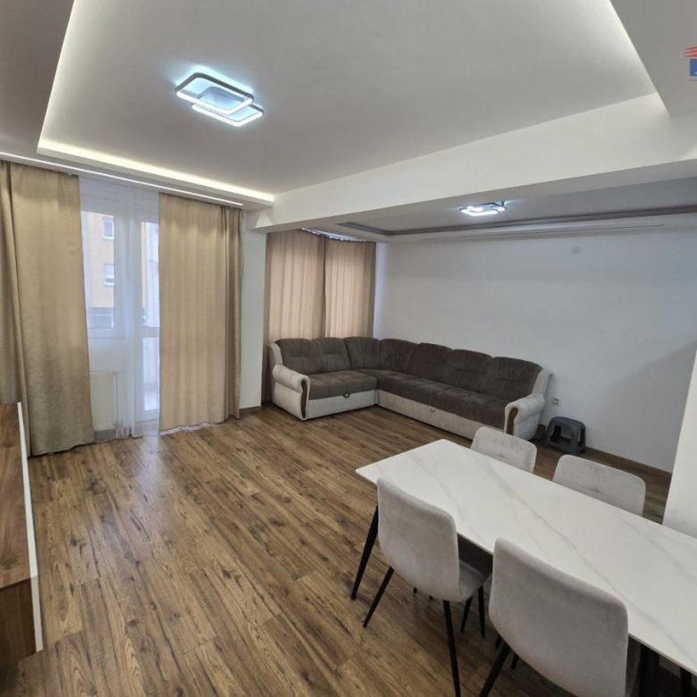 Stan Izdavanje Novi Sad Nova Detelinara 55 m2
