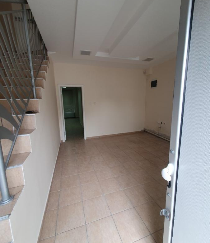 Lokal Izdavanje Novi Sad  125 m2