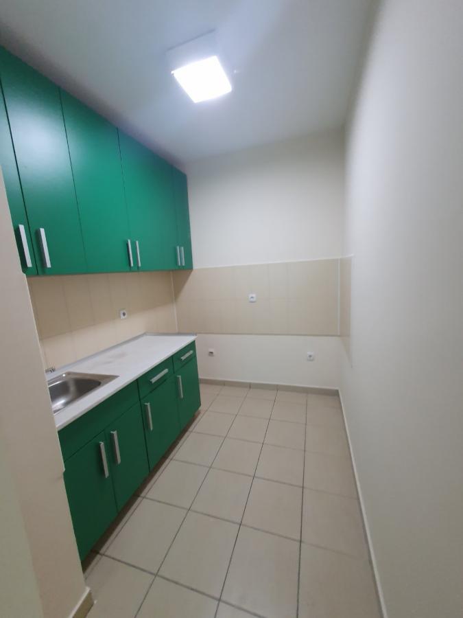 Lokal Izdavanje Novi Sad Lokal Izdavanje Novi Sad 125 m2