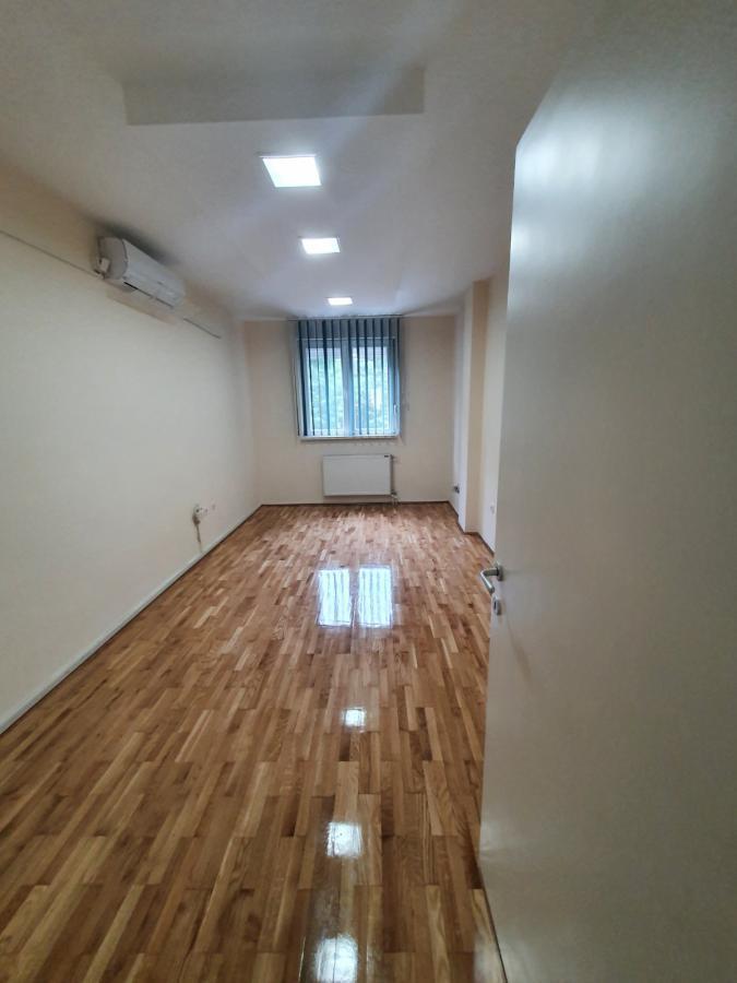 Lokal Izdavanje Novi Sad Lokal Izdavanje Novi Sad 125 m2