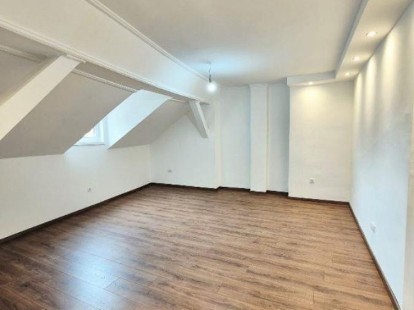 Stan Prodaja Beograd Mašinski Fakultet 78 m2
