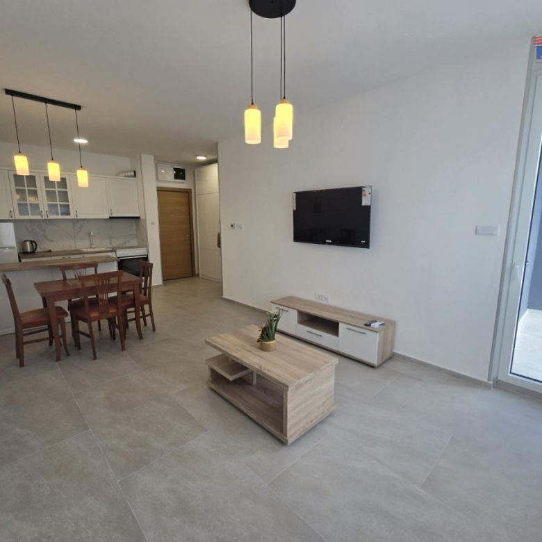 Stan Izdavanje Novi Sad  44 m2