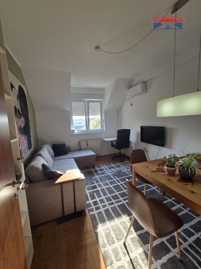 Stan Izdavanje Novi Sad  35 m2