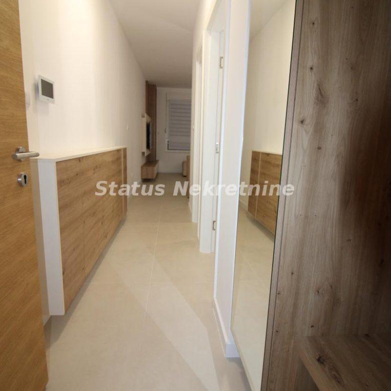 Stan Izdavanje Novi Sad  37 m2