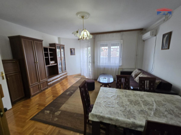 Stan Izdavanje Novi Sad  65 m2