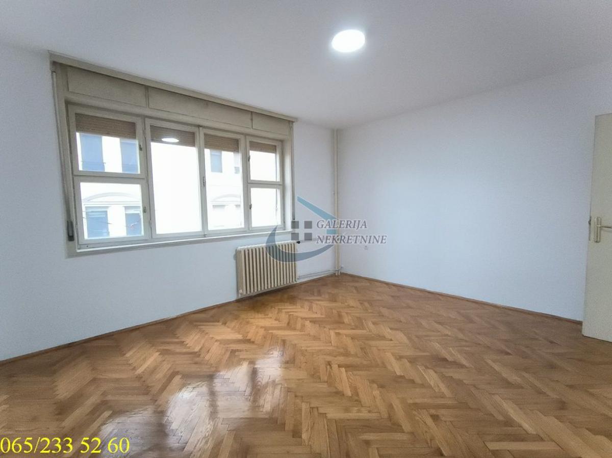 Stan Prodaja Beograd Krunski Venac 60 m2