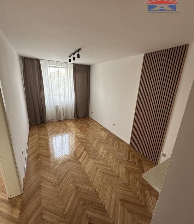 Jednoiposoban stan na prodaju, Bulevar Oslobođenja, Novi Sad, 35m², 128.900 €
