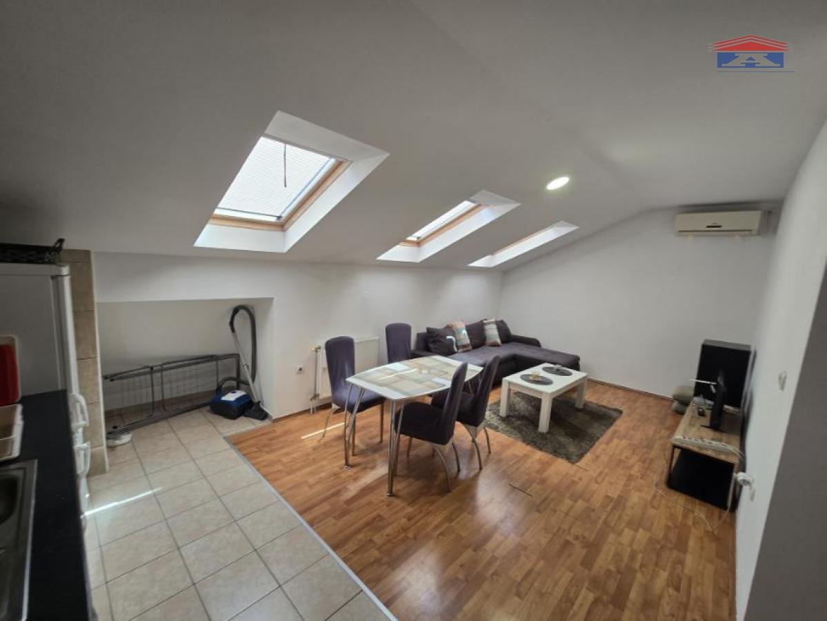 Stan Prodaja Novi Sad  44 m2