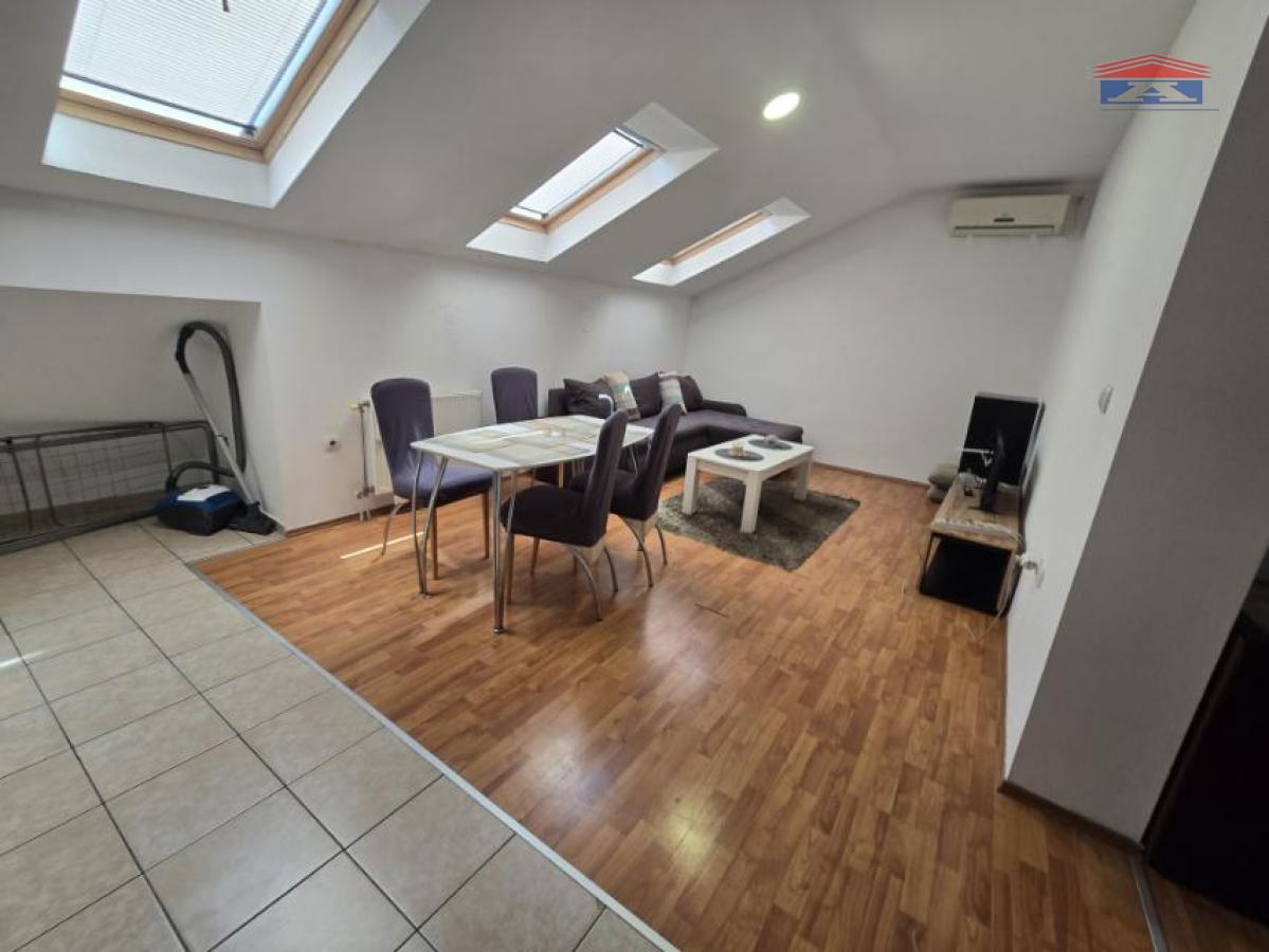 Stan Izdavanje Novi Sad  44 m2