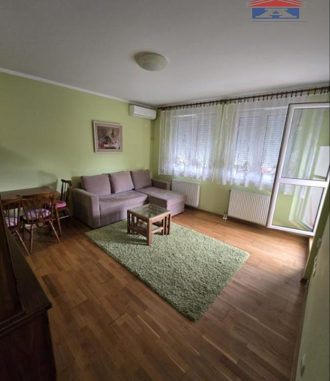 Stan Izdavanje Novi Sad  42 m2