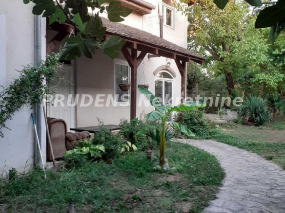 Stan Izdavanje Beograd Boljevci 80 m2