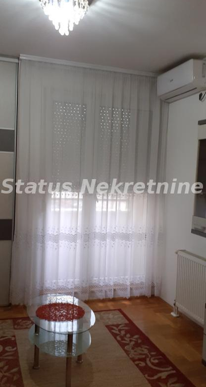 Stan Izdavanje Novi Sad  35 m2