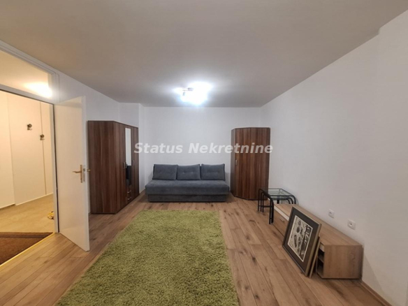 Stan Izdavanje Novi Sad  54 m2
