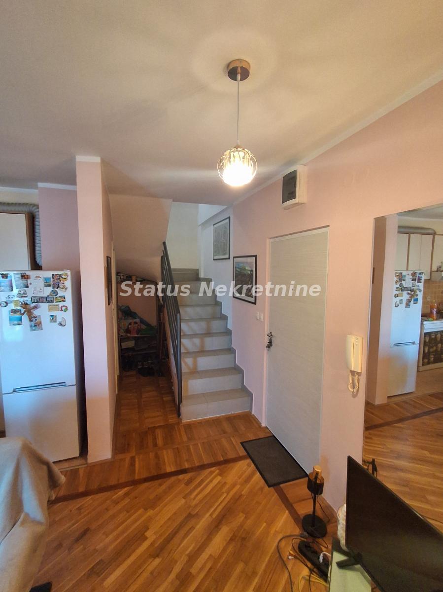 Stan Prodaja Novi Sad  87 m2