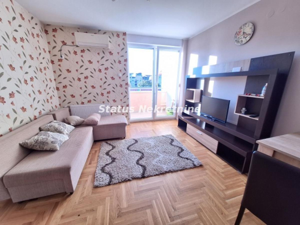 Stan Izdavanje Novi Sad  41 m2