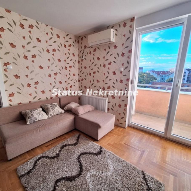 Stan Izdavanje Novi Sad  41 m2