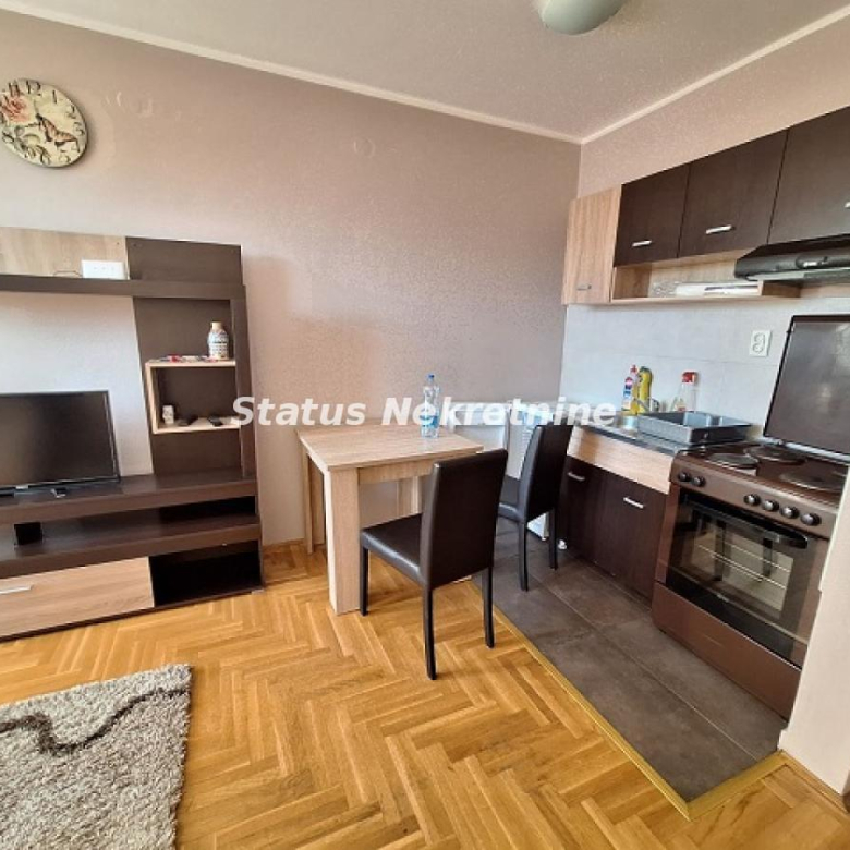 Stan Izdavanje Novi Sad  41 m2