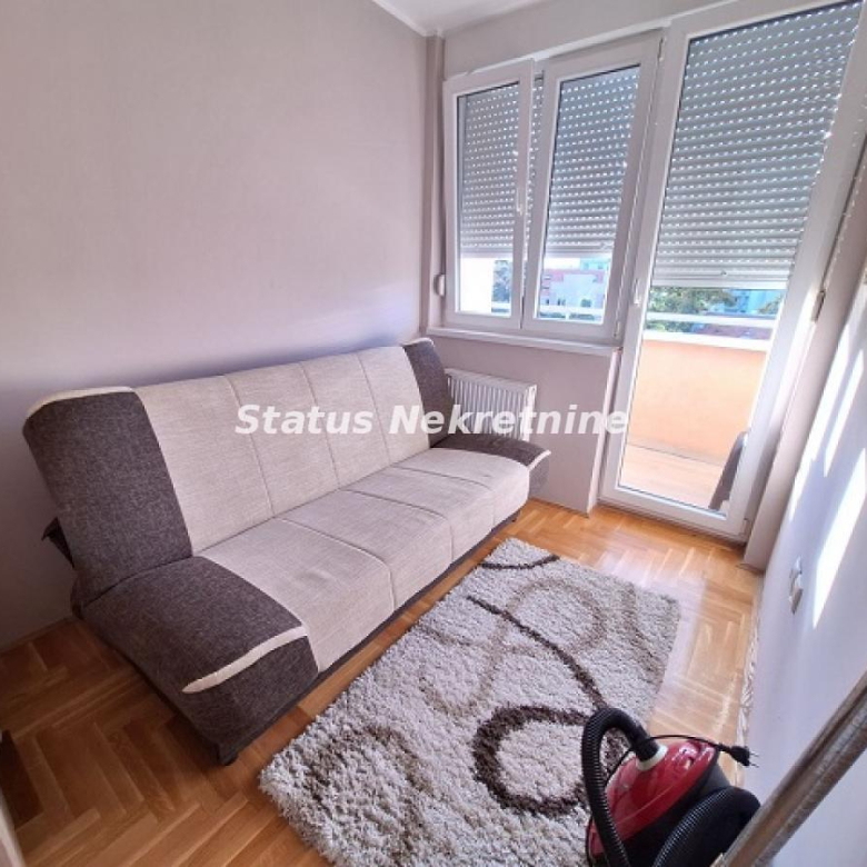 Stan Izdavanje Novi Sad  41 m2