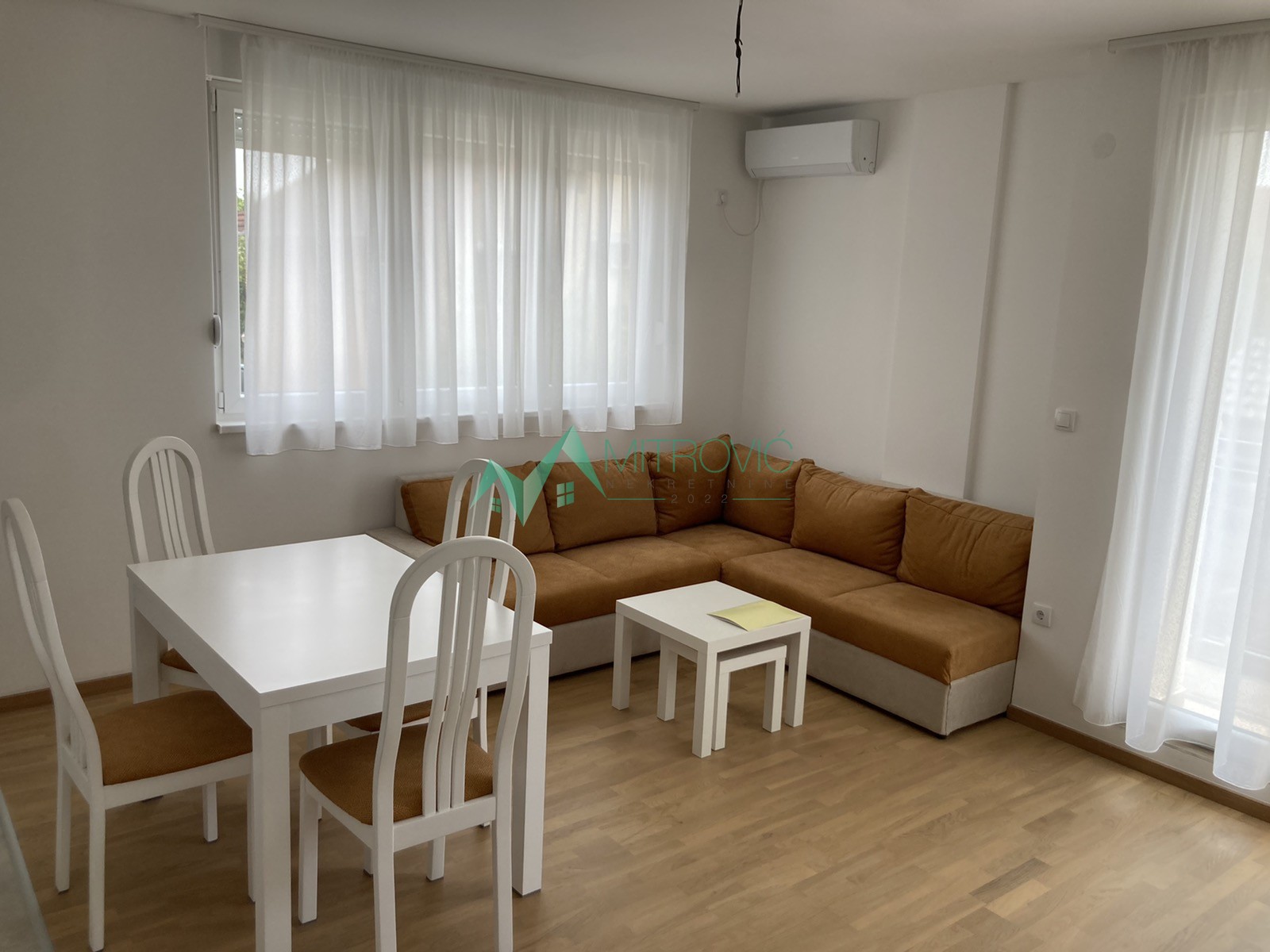 Stan Prodaja Novi Sad  40 m2