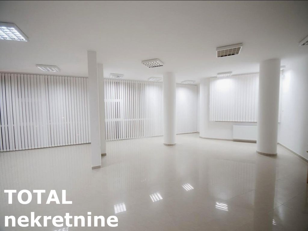 Lokal Izdavanje Novi Sad  111 m2