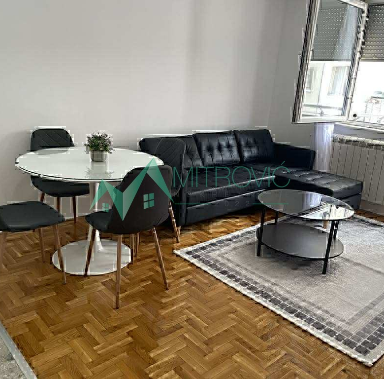 Stan Prodaja Novi Sad  38 m2