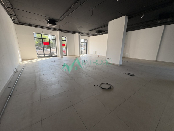 Lokal Prodaja Novi Sad  131 m2