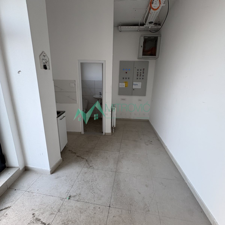 Lokal Prodaja Novi Sad  131 m2
