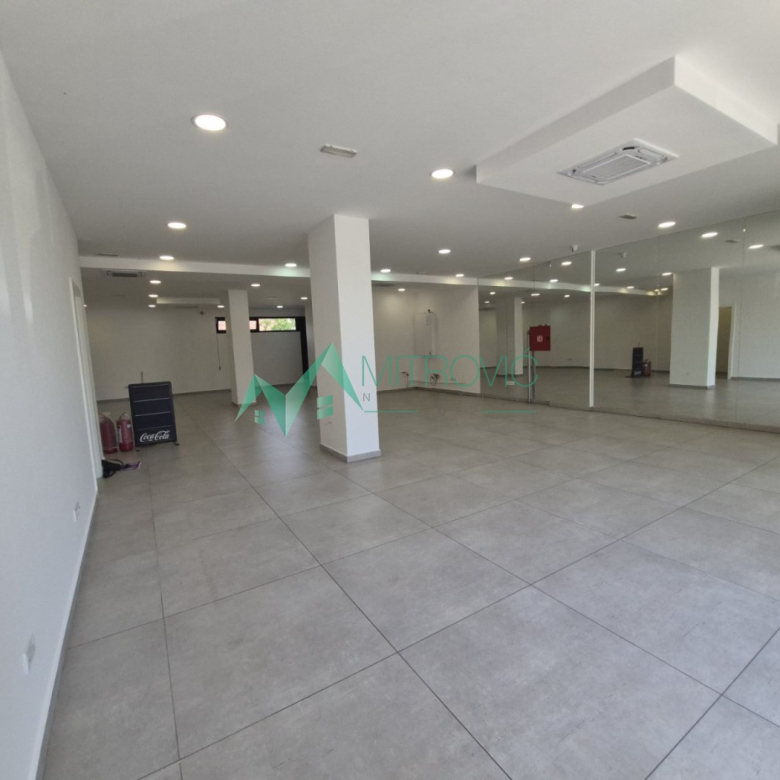 Lokal Prodaja Novi Sad  134 m2