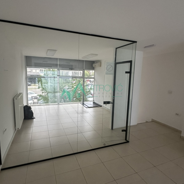 Lokal Prodaja Novi Sad  95 m2