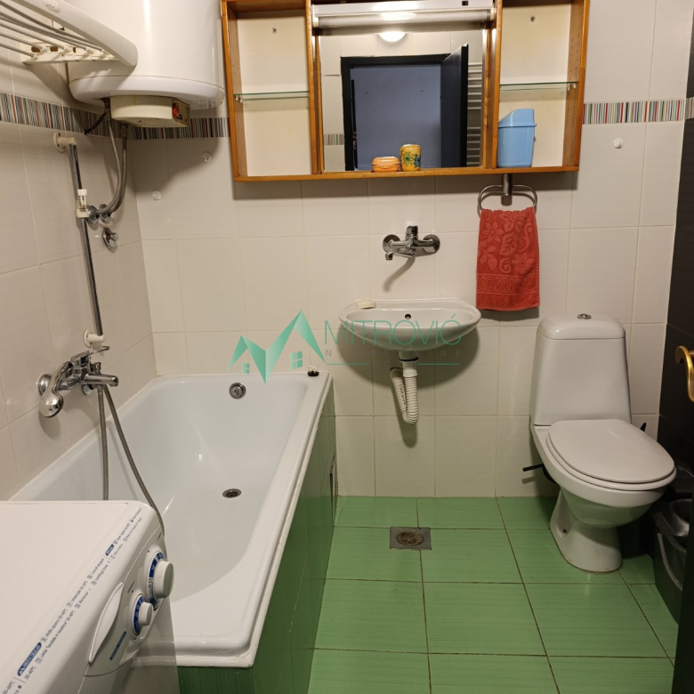 Stan Prodaja Novi Sad  39 m2