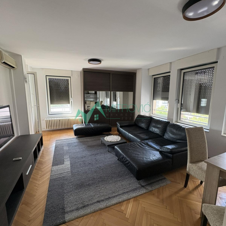Stan Prodaja Novi Sad  56 m2