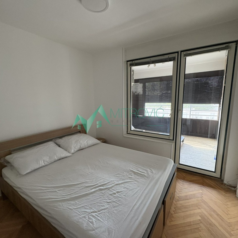 Stan Prodaja Novi Sad  56 m2