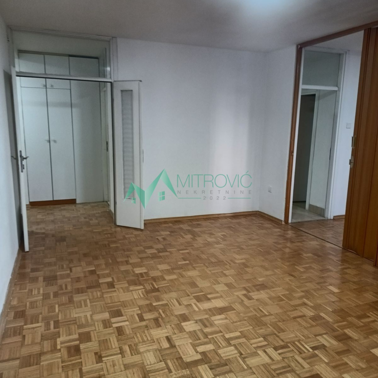 Stan Prodaja Novi Sad  91 m2